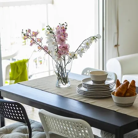 Almyra Seaview Suites Apartamento Protaras